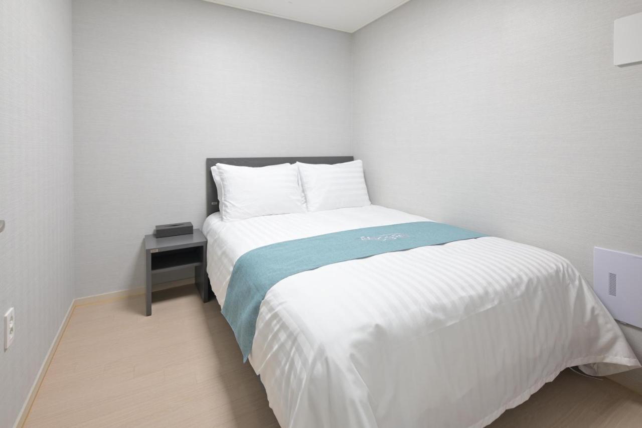 Bayone Park Apartment Yeosu Bagian luar foto